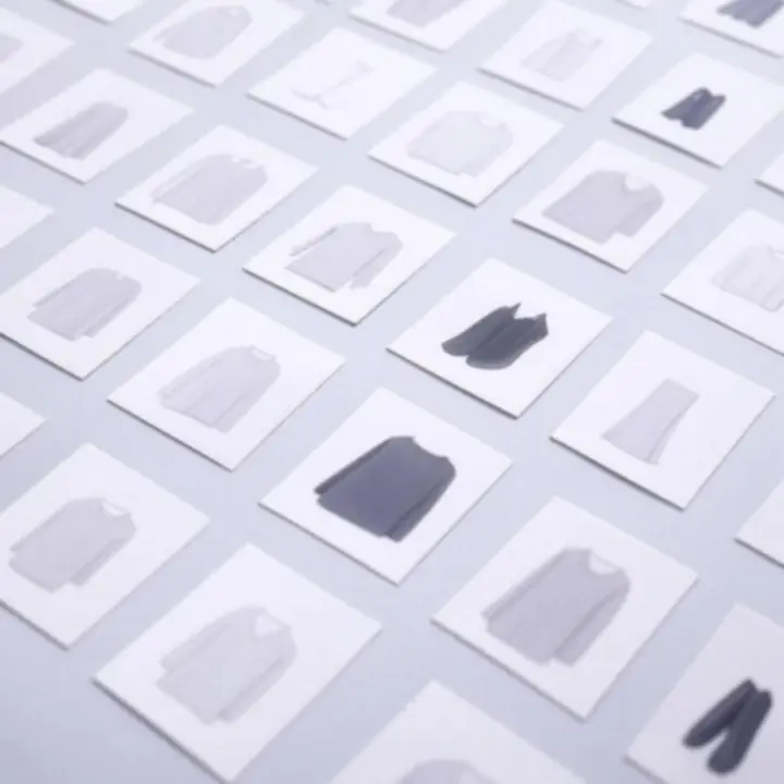 Siatka kart produktów odzieżowych w sklepie ModaStreetShop.